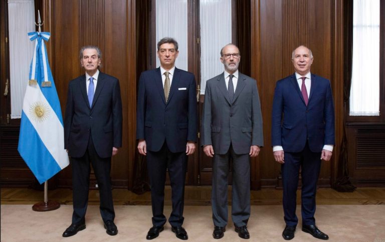 Justicia de Corte porteña: crecen los rechazos por el fallo antifederal Justicia de Corte porteña: crecen los rechazos por el fallo antifederal