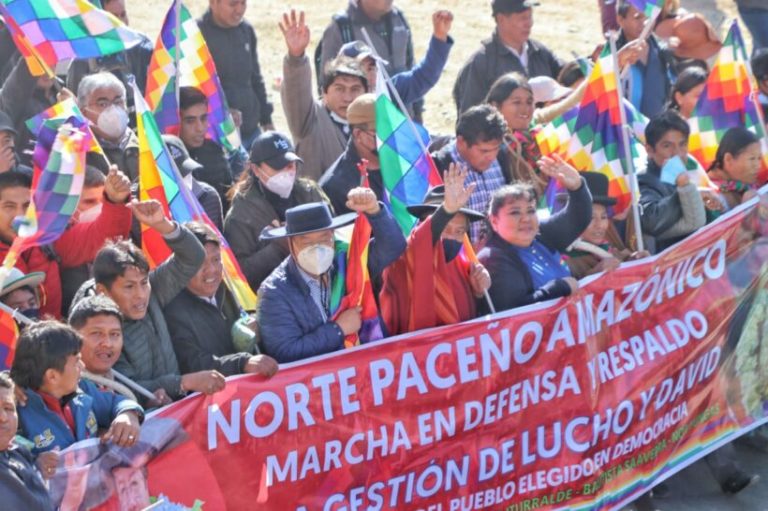 Bolivia. Los golpistas no pasarán: Histórica concentración popular por la democracia, la unidad y el Gobierno de Lucho y David Bolivia. Los golpistas no pasarán: Histórica concentración popular por la democracia, la unidad y el Gobierno de Lucho y David