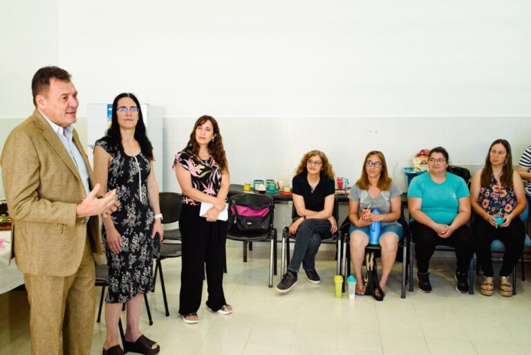 Se puso en marcha Mujeres Emprendedoras, un programa de desarrollo integral destinado a las vecinas de San Lorenzo Se puso en marcha Mujeres Emprendedoras, un programa de desarrollo integral destinado a las vecinas de San Lorenzo