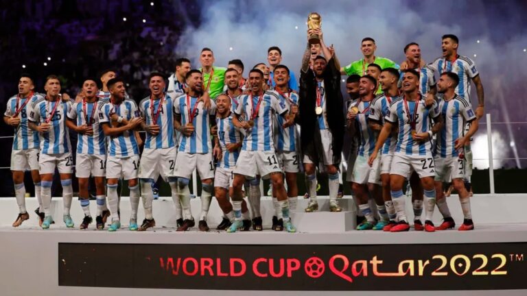Mundial 2022: ARGENTINA CAMPEON DEL MUNDO al superar a Francia 4 a 2 Mundial 2022: ARGENTINA CAMPEON DEL MUNDO al superar a Francia 4 a 2