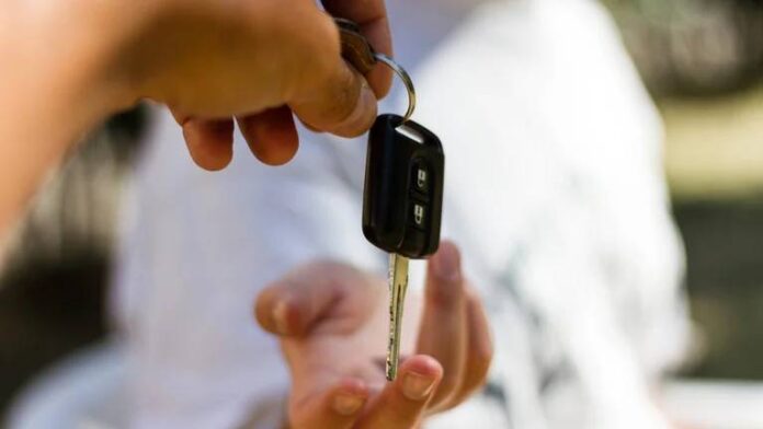 El infalible truco de la llave para evitar que te roben el auto en la calle