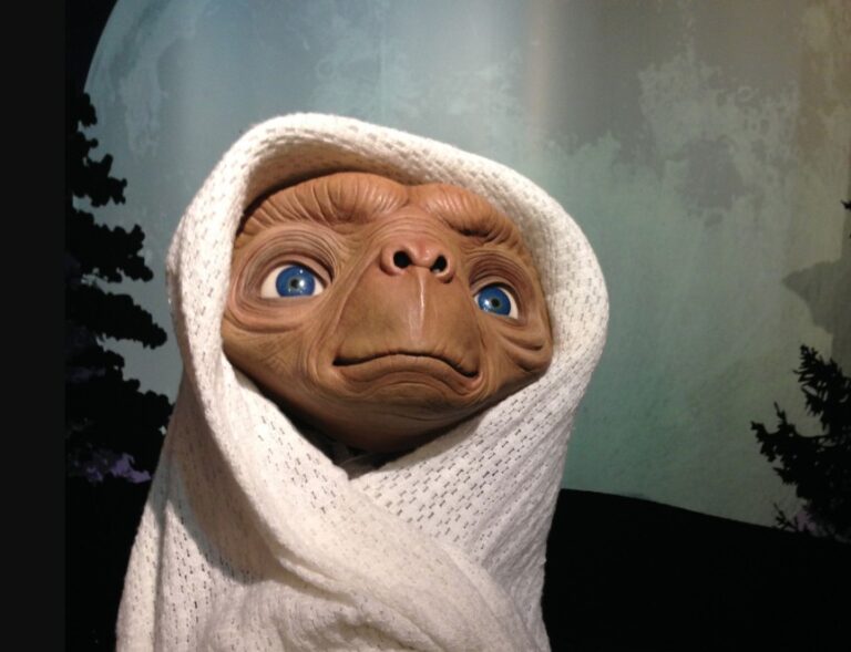 VIDA EXTRATERRESTRE COSMOS ET PHONE HOME