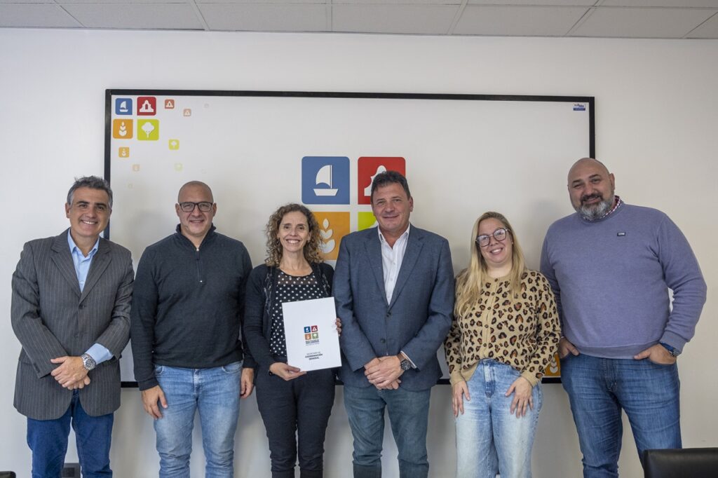 Alumnos de la Facultad de Ciencia Política y RRII de la UNR realizarán prácticas profesionalizantes en la Municipalidad