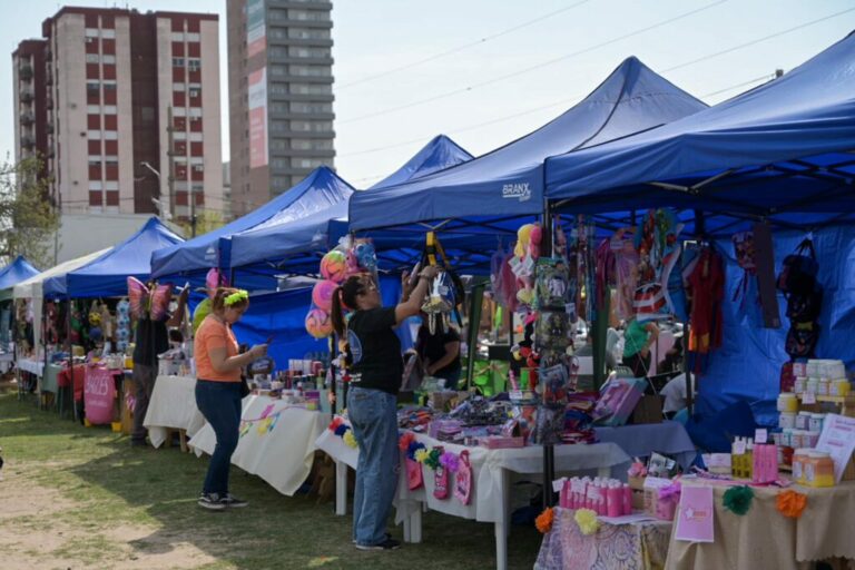 En la previa del Día del Amigo, este sábado habrá una gran feria de emprendedores en el Parador Turístico En la previa del Día del Amigo, este sábado habrá una gran feria de emprendedores en el Parador Turístico