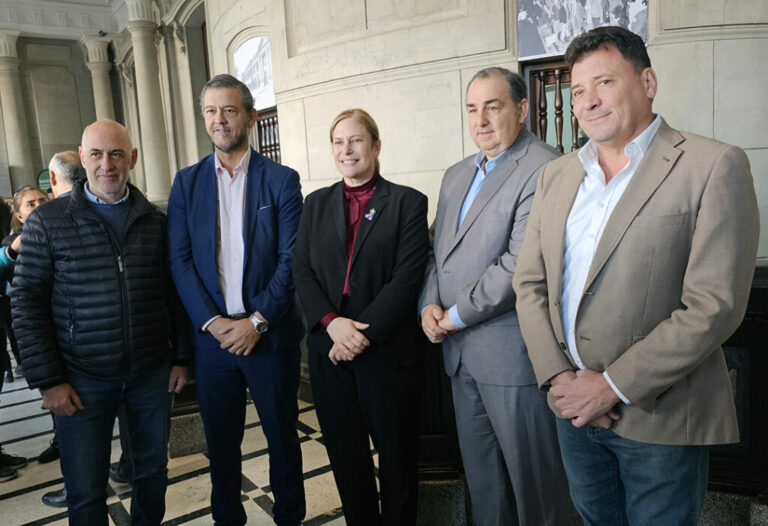 El intendente Raimundo participó en el Encuentro de Intendentes Santafesinos de Mercociudades El intendente Raimundo participó en el Encuentro de Intendentes Santafesinos de Mercociudades