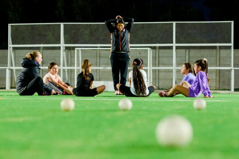 El hockey está a full: la Escuela Municipal ya cuenta con 140 alumnos