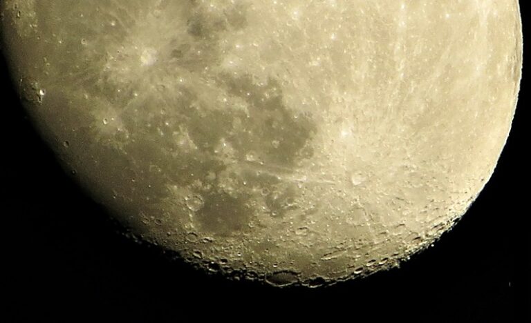 15 curiosidades fascinantes sobre la Luna