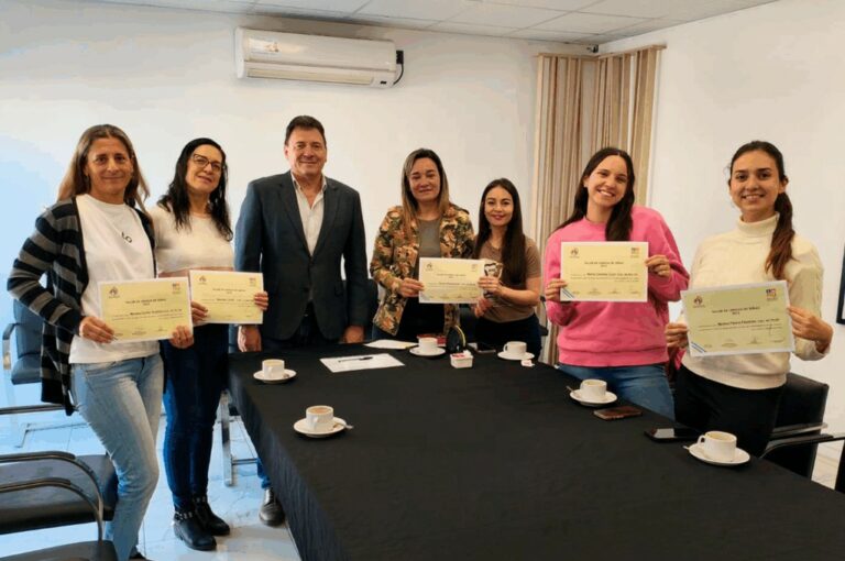 Mujeres sanlorencinas completaron curso de lengua de señas, una propuesta formativa que promueve la inclusión