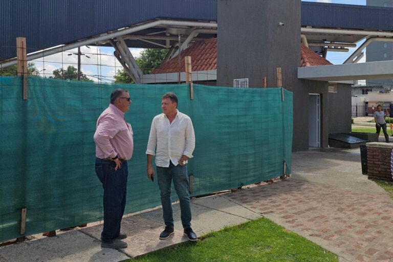 Con la construcción de nuevos sanitarios, la Municipalidad de San Lorenzo sigue jerarquizando su Parador Turístico